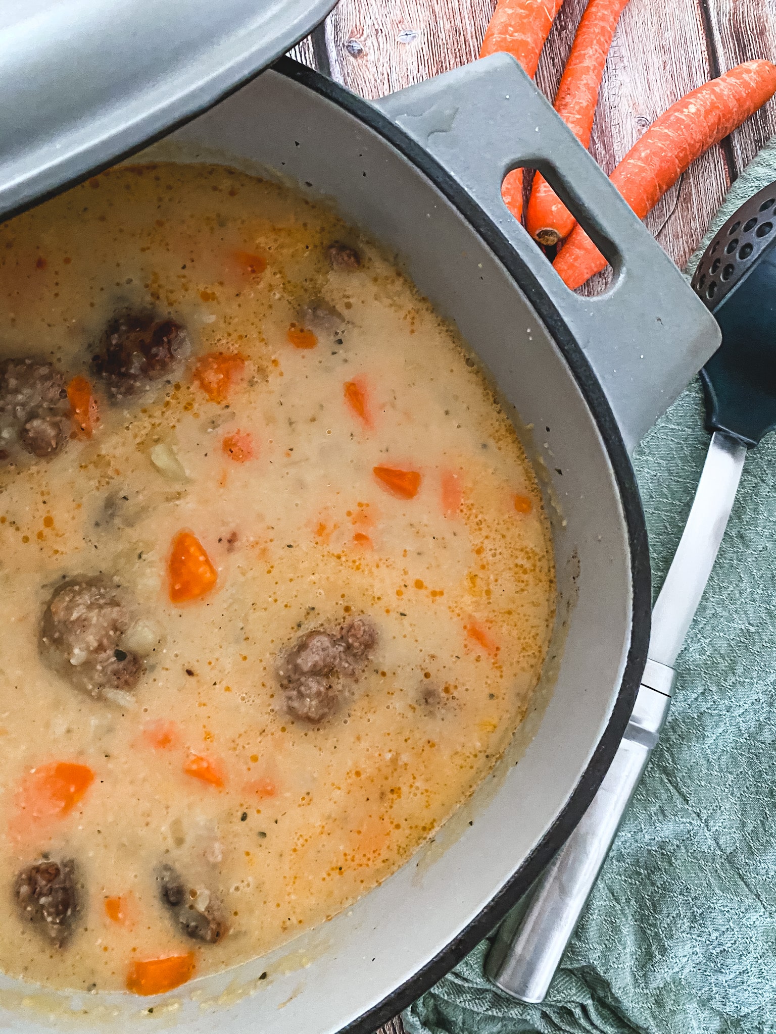 Kartoffel-Hackbällchen-Topf - ines-kocht.de