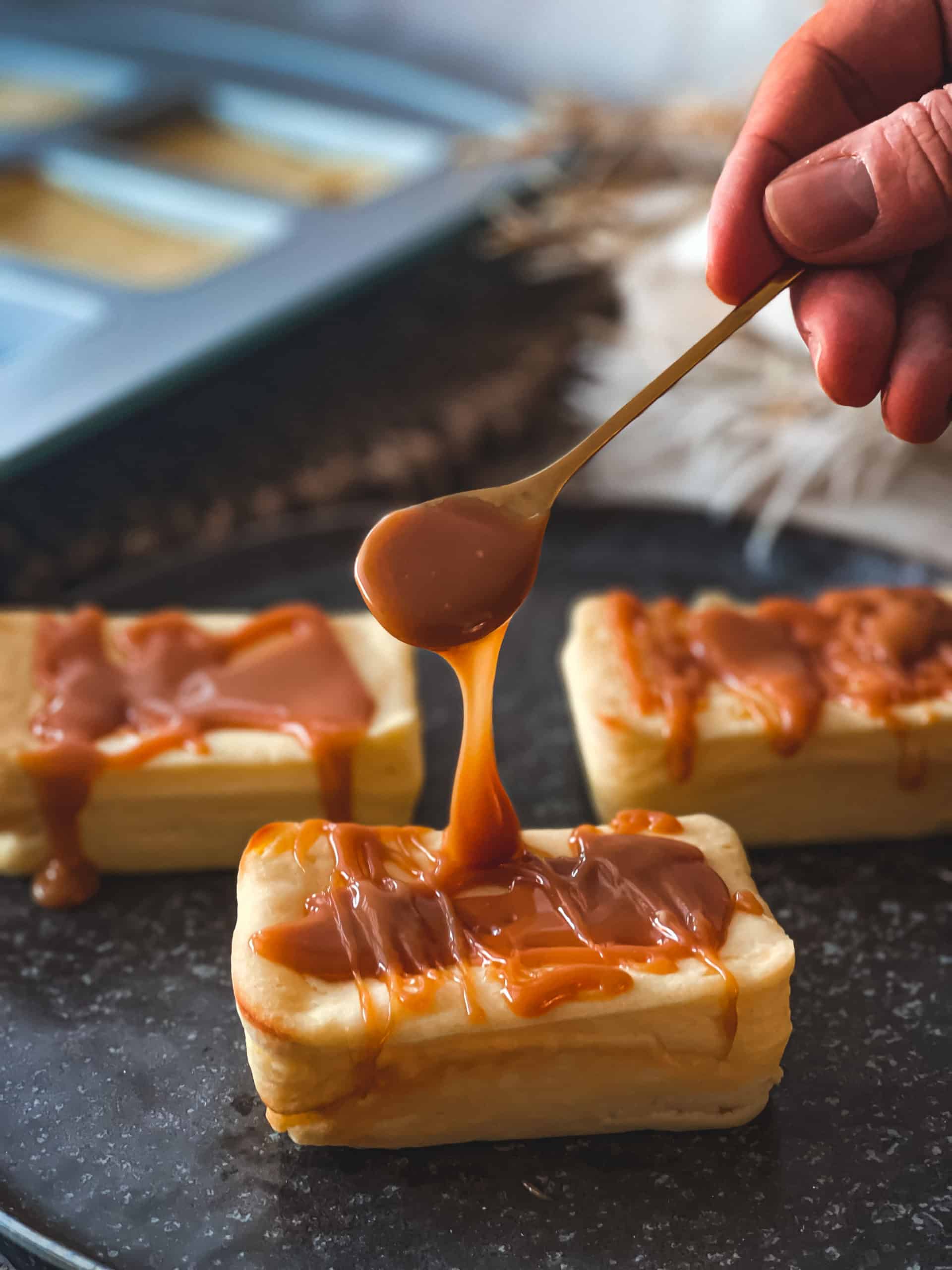 Käsekuchen mit Karamellguss - ines-kocht.de